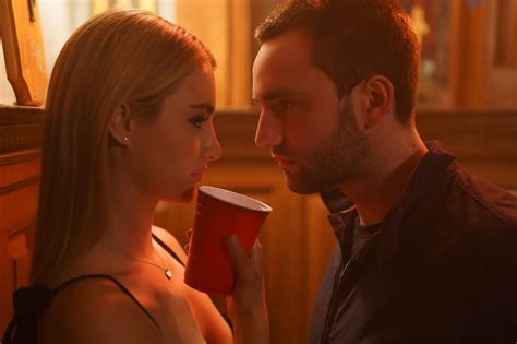 Hulu's "Tell Me Lies" star Grace Van Patten joins @Reel Talker Jim Alexander for a conversation. Grace and I compare real life dating to the stuff that happe...